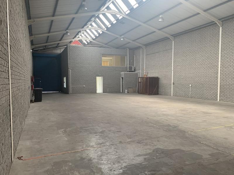 To Let commercial Property for Rent in Montague Gardens Western Cape